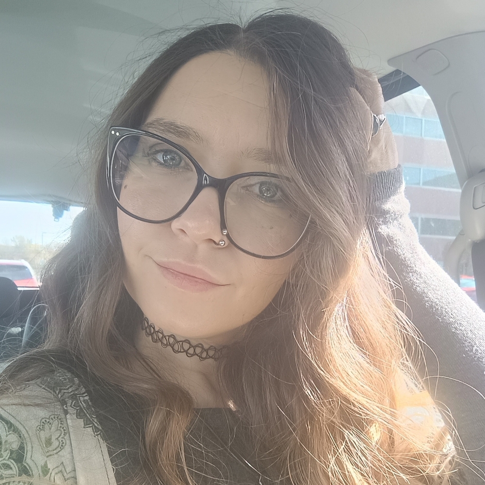 Meet your Posher, Amanda